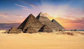 Pyramids of Giza: Ancient Egyptian Art and Archaeology